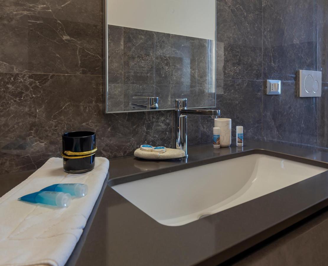 Luxury Near Navigli - Anemoni 5 Apartment Milan
